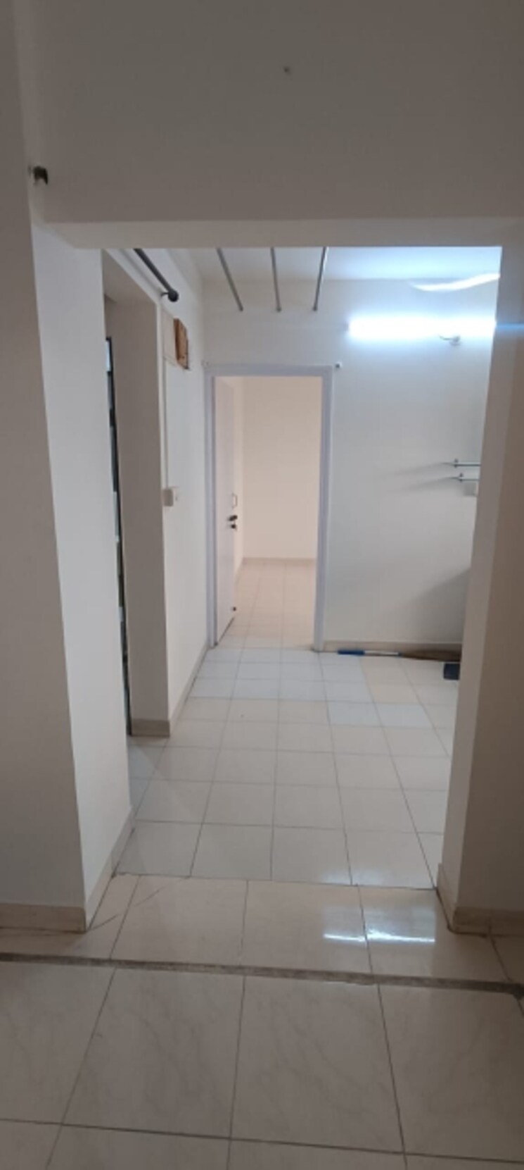 Other, mig-colony-gokhalenagar 1 Bedroom 600 Sq.Ft. Apartment In Gokhalenagar Pune 9058868