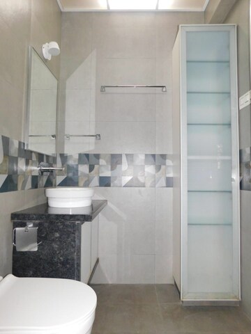 Bathroom in 2 BHK Apartment at Raheja Sherwood, Goregaon East – for Rent