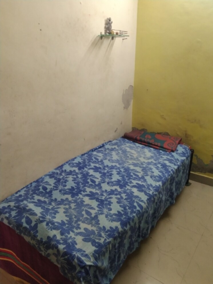 Bedroom, mig-colony-gokhalenagar 1 RK 200 Sq.Ft. Independent House In Gokhalenagar Pune 9058899
