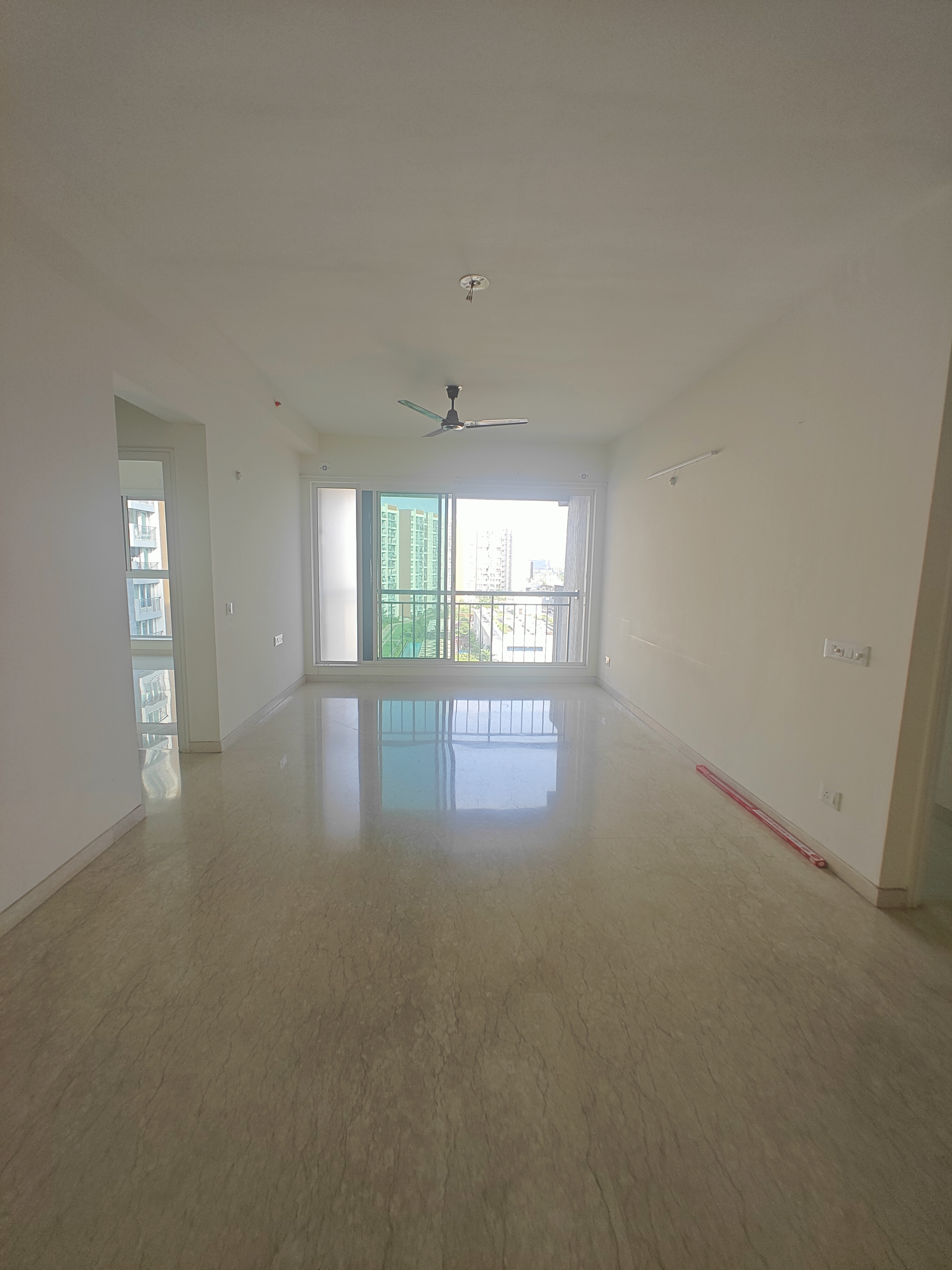 3 BHK 1150 Sq.Ft. Apartment in L And T Seawoods Residences