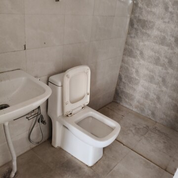 Bathroom in 2 BHK Apartment at Suncity Avenue 102, Sector 102 – for Rent