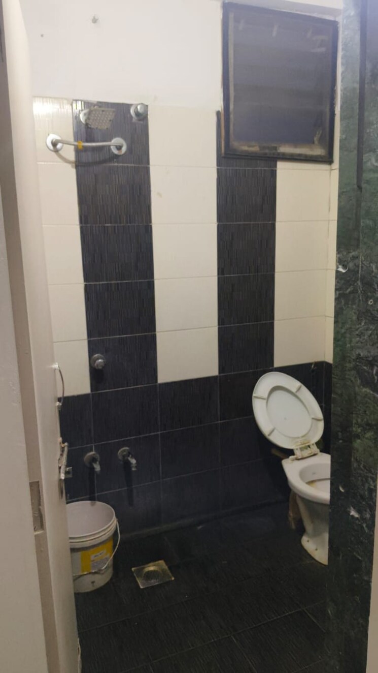 Bathroom, sahaj-solarium 2 Bedroom 650 Sq.Ft. Apartment In Vasna Ahmedabad 9058913