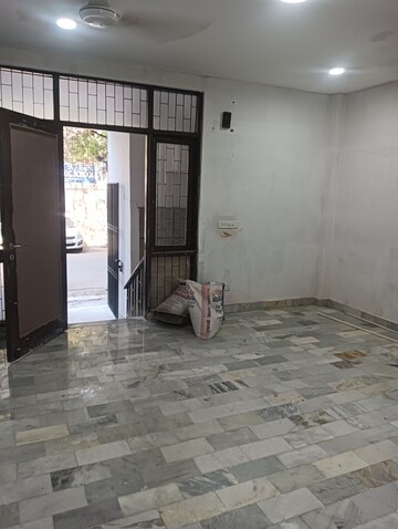 2 BHK Builder Floor For Sale in Lajpat Nagar I