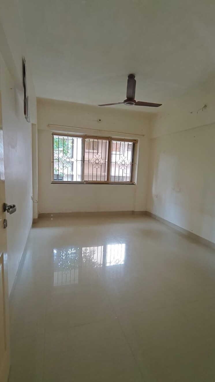 Room, sima-building 1 Bedroom 495 Sq.Ft. Apartment In Chembur Mumbai 9058939