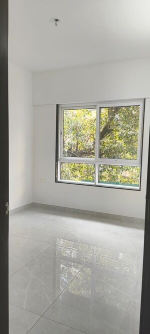 Room in 2 BHK Apartment at Grant Road – for Sale