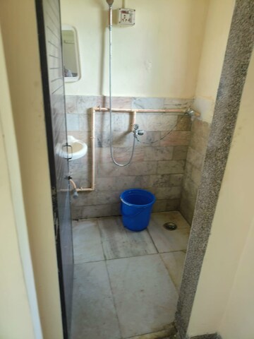 Master Bedroom in 1 RK Apartment at Rajesh Park View, Santacruz East – for Rent