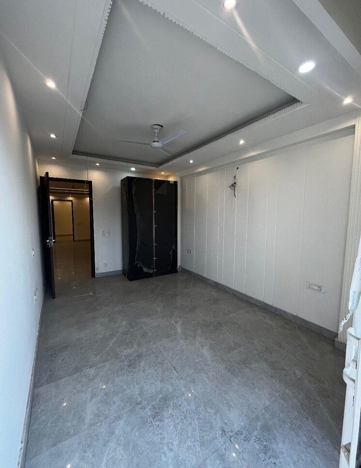 Room, sangam vihar 2.5 Bedroom 550 Sq.Ft. Builder Floor In Sangam Vihar Delhi 9058975