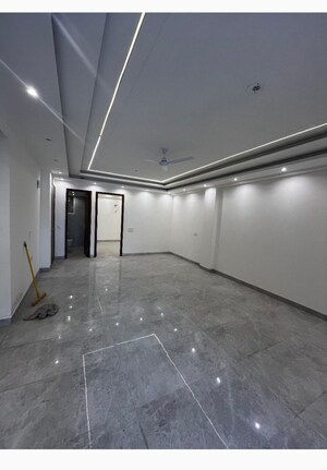 2.5 BHK Builder Floor For Sale in Sangam Vihar