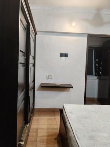 Furnished Amenities in 2 BHK Apartment at Sandeep Sagar CHS, Santacruz East – for Rent