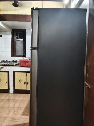 Furnished Amenities in 2 BHK Apartment at Sandeep Sagar CHS, Santacruz East – for Rent