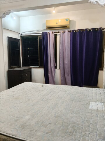 Bedroom in 2 BHK Apartment at Sandeep Sagar CHS, Santacruz East – for Rent