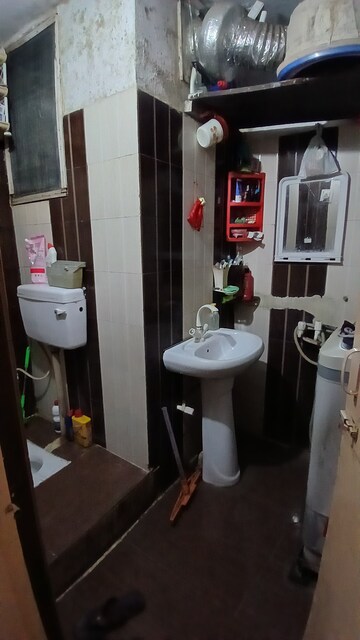 Bathroom in 3 BHK Apartment at Batla House – for Sale