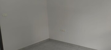 Room in 2 BHK Apartment at Grant Road – for Sale