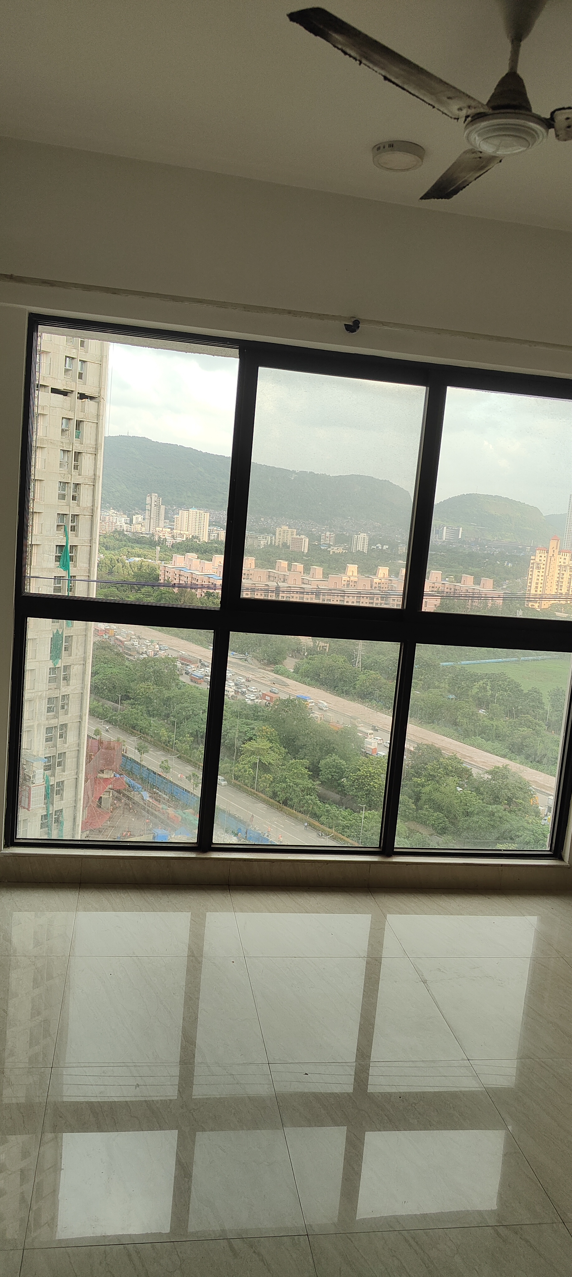 2 BHK Apartment For Rent in Lodha Crown Quality Homes