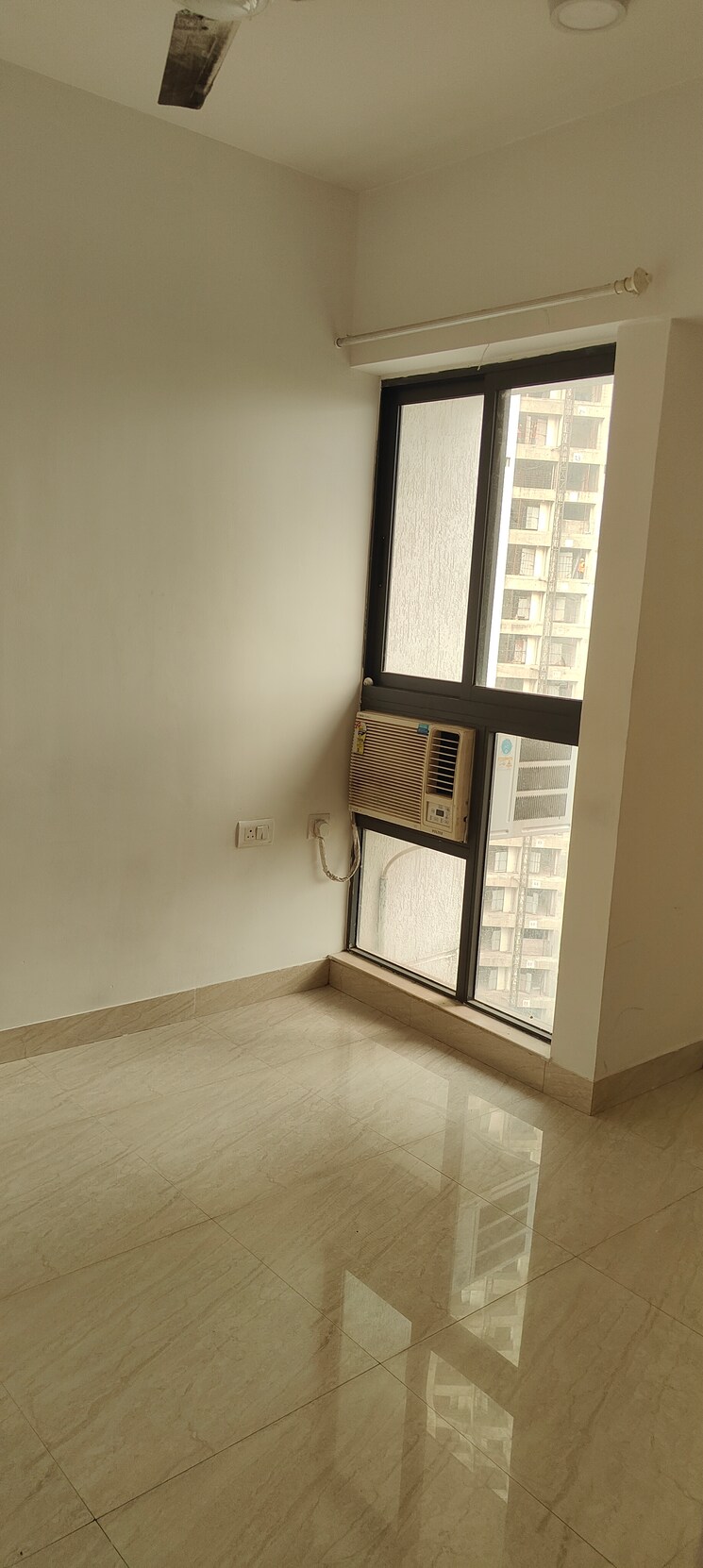 Bedroom, lodha-crown-quality-homes 2 Bedroom 700 Sq.Ft. Apartment In Majiwada Thane 9059049