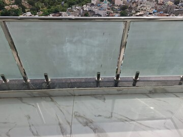 Furnished Amenities in 4 BHK Apartment at Banjara Hills – for Rent