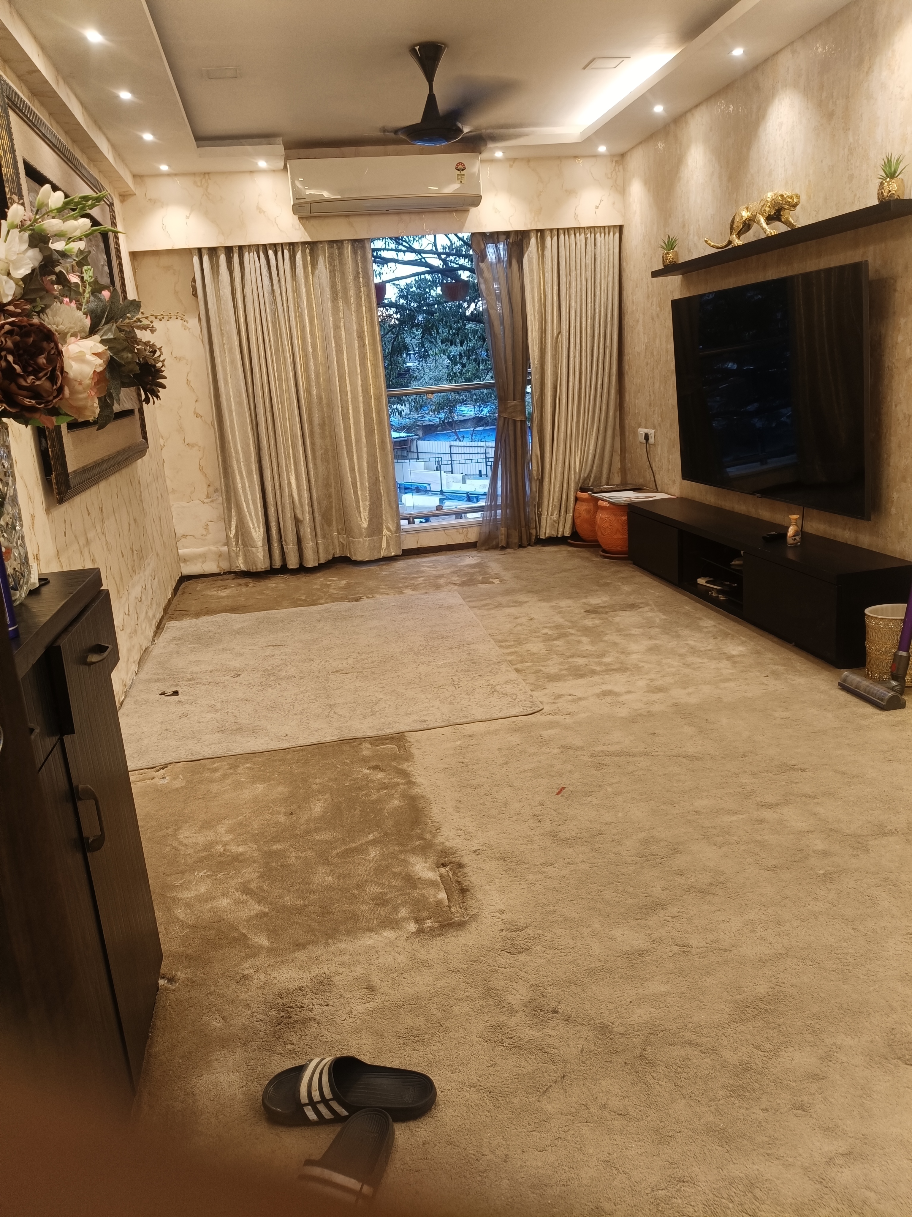 2 BHK Apartment For Rent in Suba Zircon