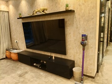 Furnished Amenities in 2 BHK Apartment at Suba Zircon, Andheri East – for Rent