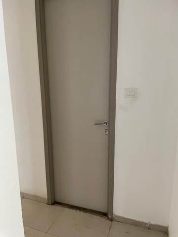 Building Lobby in 2 BHK Apartment at Sheth Vasant Oasis, Andheri East – for Rent