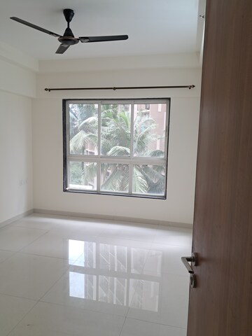 Room in 1 BHK Apartment at Sripad Garden View, Ghatkopar East – for Rent
