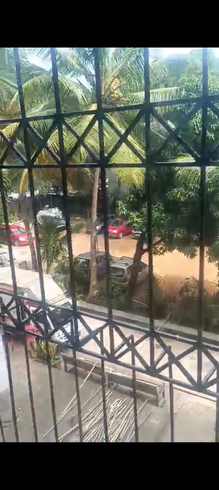 Gym, hilton-tower 1 Bedroom 450 Sq.Ft. Apartment In Andheri East Mumbai 9059114