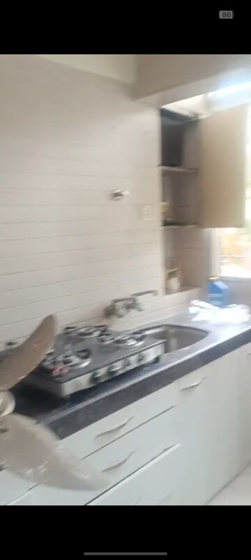 Furnished Amenities in 1 BHK Apartment at Hilton Tower, Andheri East – for Rent