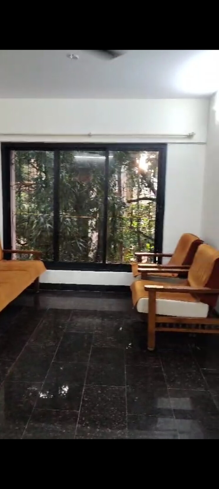 Living Room, satyam-shivam-society-jogeshwari 3 Bedroom 995 Sq.Ft. Apartment In Jogeshwari West Mumbai 9059115