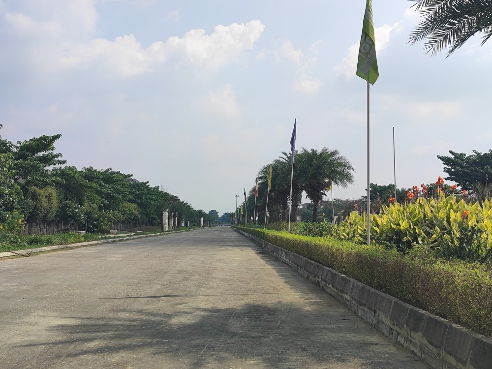 Plot For Sale in Omaxe Metro City