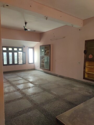 Room in  Warehouse at Madiyanva – for Rent