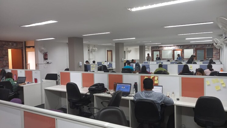 Team Area, adchini Commercial Office Space 2000 Sq.Ft. In Adchini Delhi 9059139
