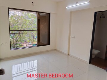 Room in 2 BHK Apartment at Kamla Sukhshanti, Kandivali West – for Sale