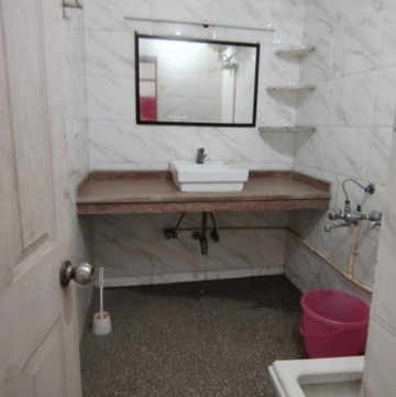 Attached Bathroom in 2.5 BHK Builder Floor at Malviya Nagar – for Rent