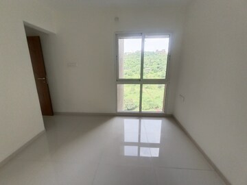 Room in 2 BHK Apartment at Moreshwar 19 East, Nerul – for Rent