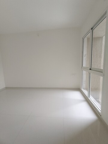 Room in 2 BHK Apartment at Moreshwar 19 East, Nerul – for Sale