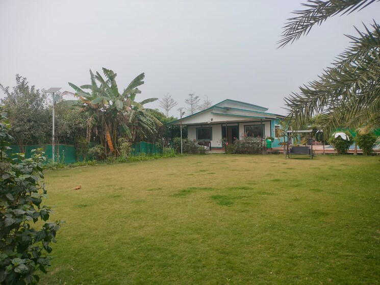 undefined, sector 27 yamuna expressway  5040 Sq.Ft. Plot In Sector 27 Yamuna Expressway Greater Noida 9059180