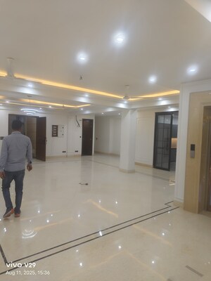 Living Room in 5 BHK Builder Floor at Dlf Phase I – for Sale