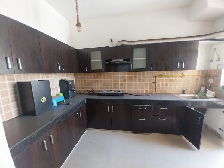 Kitchen, mahagun-mywoods-iii 3 Bedroom 1225 Sq.Ft. Apartment In Sector 16c Greater Noida Greater Noida 9059199