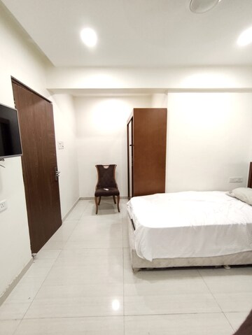Bedroom in 1 BHK Apartment at Meghana Apartment, Lower Parel – for Rent