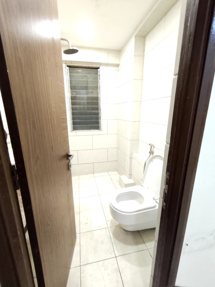 Bathroom, meghana-apartment 1 Bedroom 500 Sq.Ft. Apartment In Lower Parel Mumbai 9059203