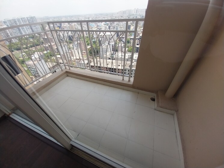 Balcony, mahagun-mywoods 2.5 Bedroom 1190 Sq.Ft. Apartment In Sector 16c Greater Noida Greater Noida 9059210