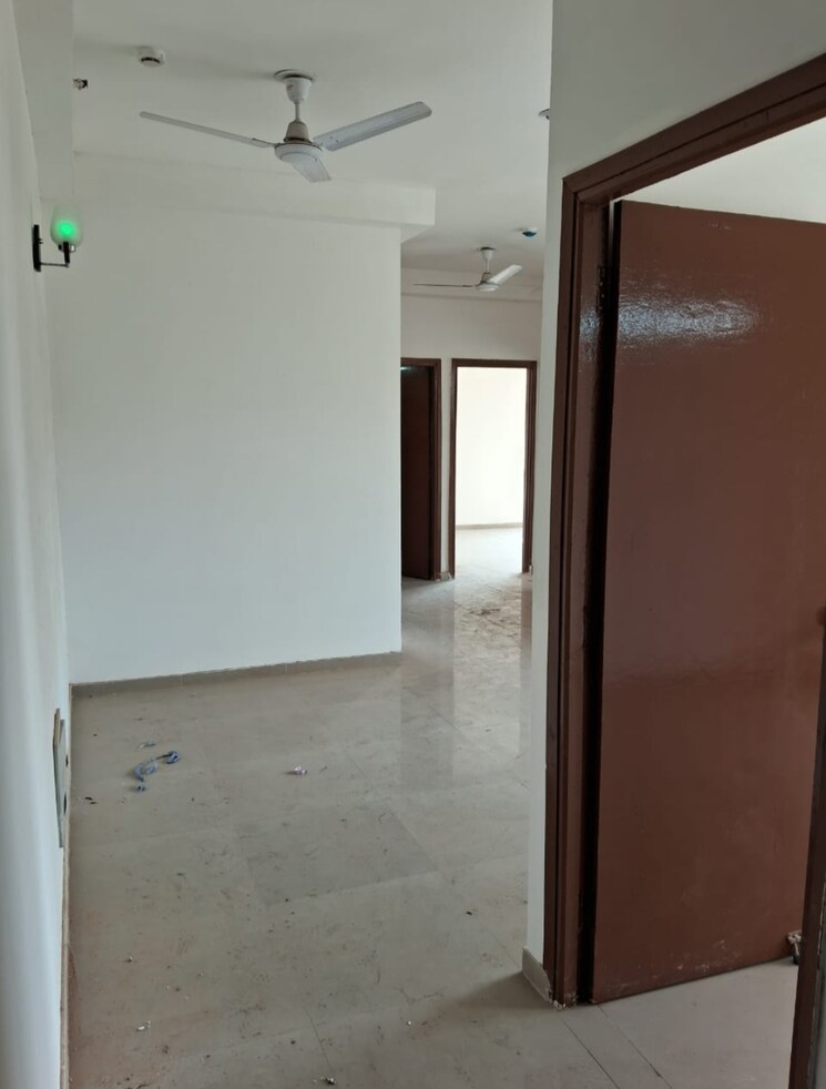 Room, mahagun-mywoods-ii 2.5 Bedroom 1190 Sq.Ft. Apartment In Sector 16c Greater Noida Greater Noida 9059225