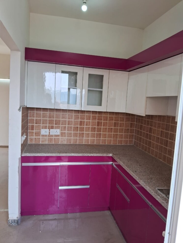 Kitchen, mahagun-mywoods-ii 2.5 Bedroom 1190 Sq.Ft. Apartment In Sector 16c Greater Noida Greater Noida 9059225