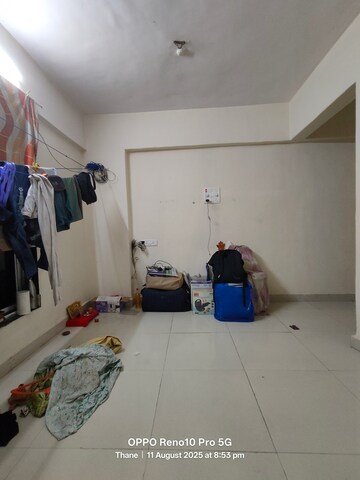 Team Area in 1 BHK Apartment at Kalwa – for Sale