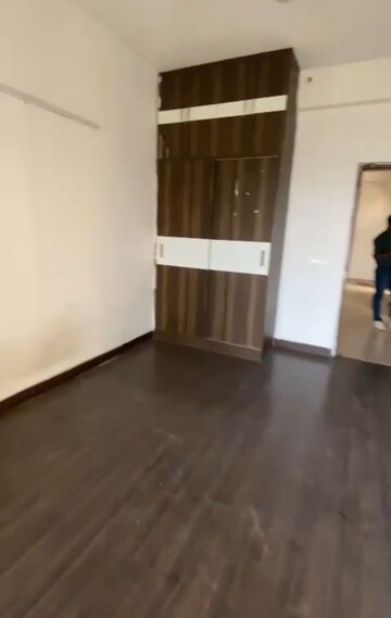 Room in 2 BHK Apartment at Mahagun Mywoods II, Sector 16c Greater Noida – for Rent
