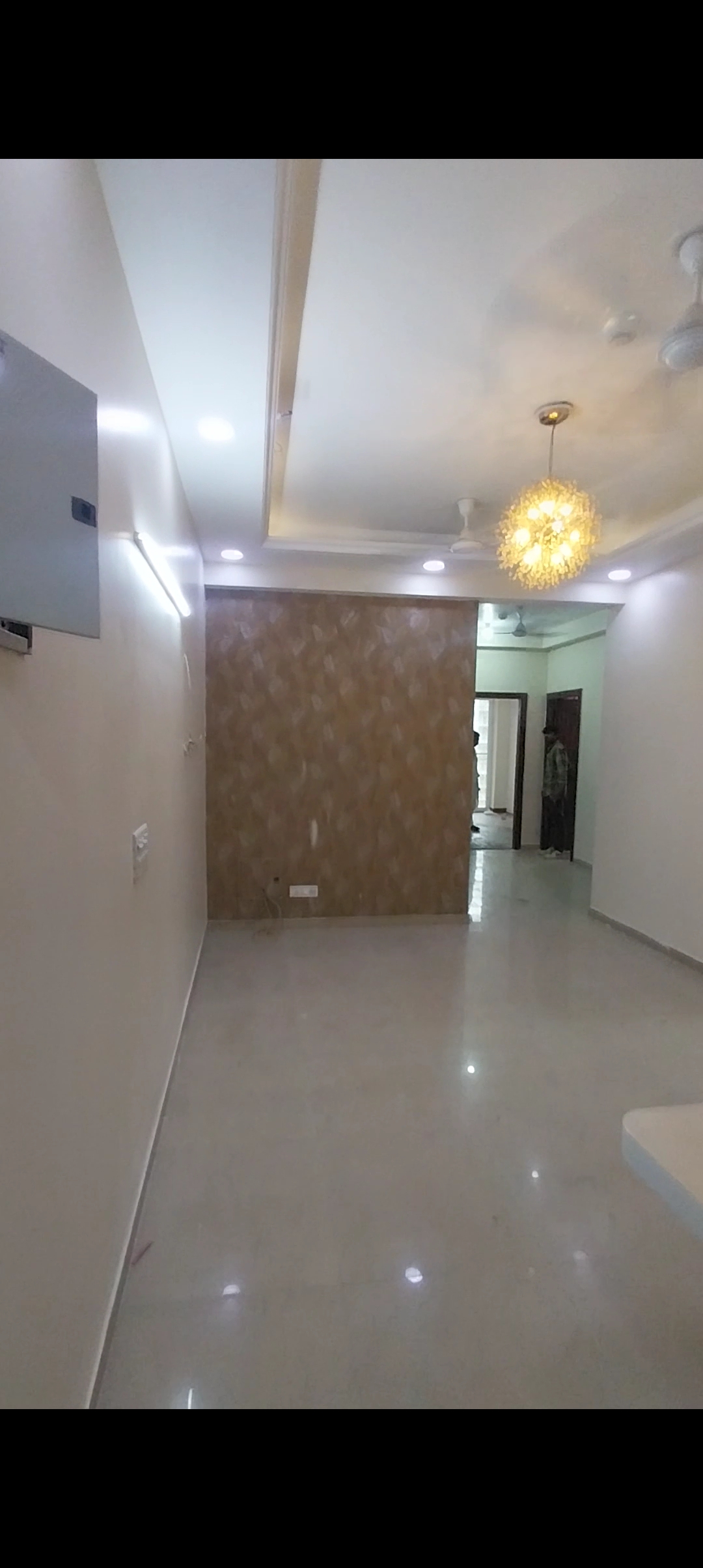 2 BHK 1100 Sq.Ft. Apartment in Mahagun Mywoods II