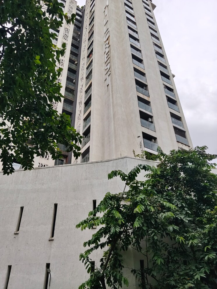 Exterior View, hubtown-hill-crest 2.5 Bedroom 995 Sq.Ft. Apartment In Andheri East Mumbai 9059272