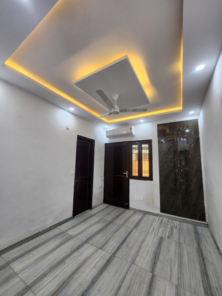 Bedroom, green fields colony 3 Bedroom 1400 Sq.Ft. Builder Floor In Green Fields Colony Faridabad 9059273