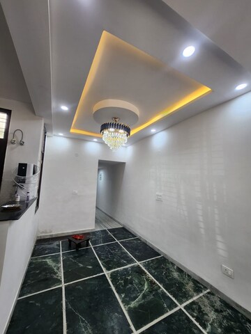 Furnished Amenities in 3 BHK Builder Floor at Green Fields Colony – for Rent