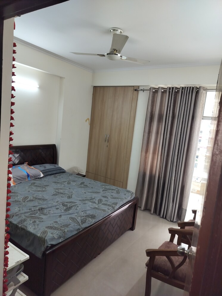 Master Bedroom, omkar-royal-nest 3 Bedroom 1555 Sq.Ft. Apartment In Tech Zone 4 Greater Noida Greater Noida 9059298