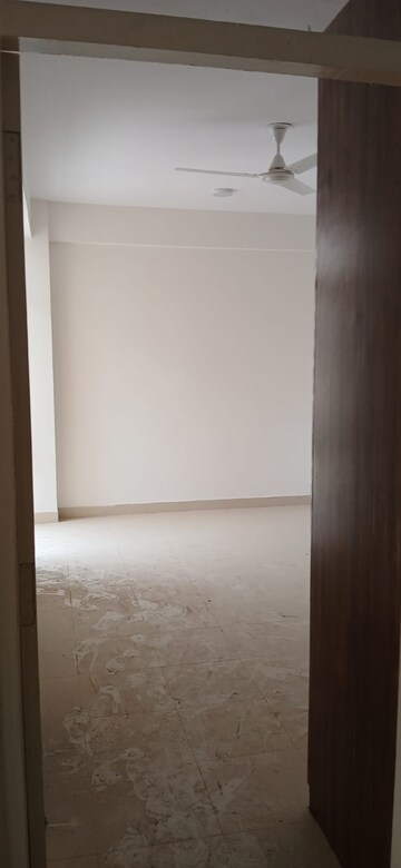 Room in 1 BHK Builder Floor at Arsh Eco Home, Gaur City 1 – for Rent